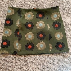 Urban Outfitters Dark Green Daisy Mini Skirt Y2K